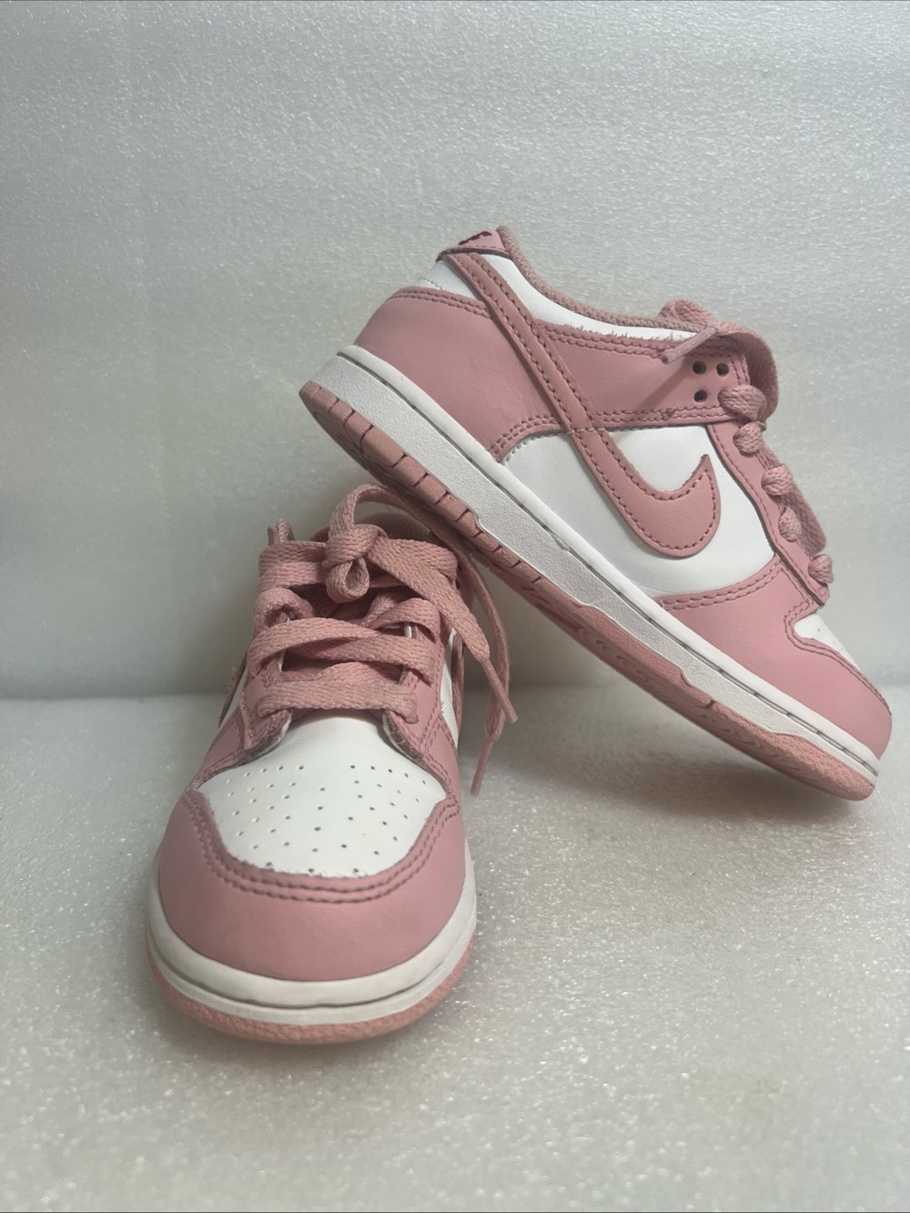 Nike Kids Pink and White Low-Top Sneakers